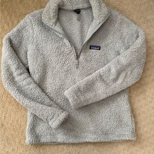 Patagonia Women's Light Gray Fleece Pullover